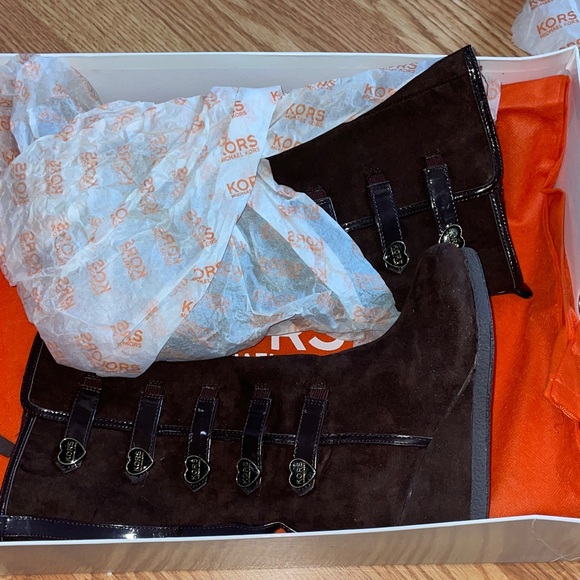 Michael Kors Kids Boots - Picture 1 of 6